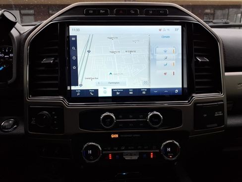 Used 2022 Ford F350 Platinum w/ Tremor Off-Road Package image 15