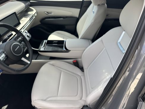 New 2026 Hyundai Tucson Limited FWD image 19