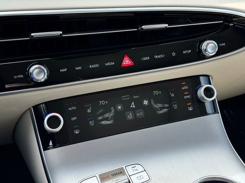 New 2026 Genesis GV70 2.5T Advanced w/ G1 Accessory Package image 34