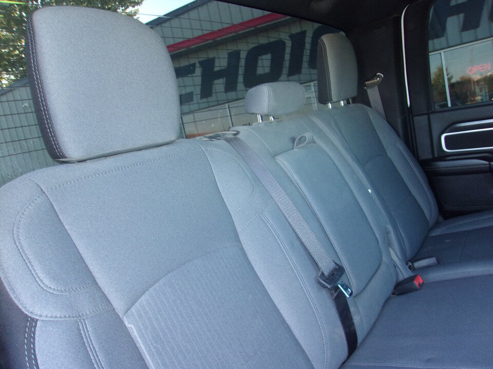 Used 2024 RAM 2500 Big Horn w/ Off Road Package AWD/4WD image 22