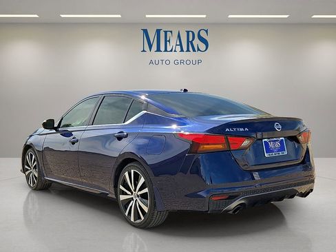 Used 2022 Nissan Altima 2.5 SR FWD image 3