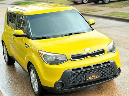 Used 2014 Kia Soul + w/ UVO w/Eservices Package image 12
