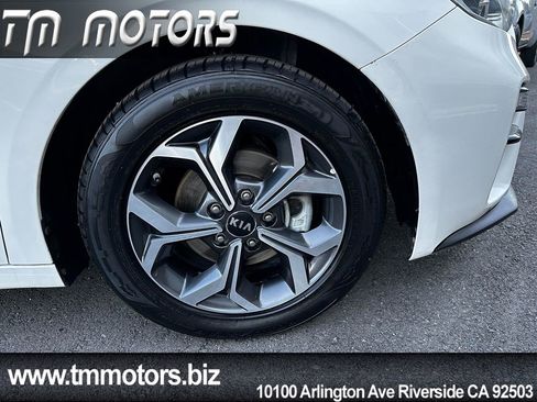 Used 2020 Kia Forte LXS FWD image 10