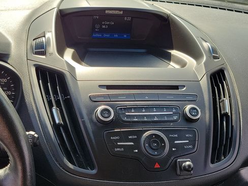 Used 2017 Ford Escape SE w/ SE Sport Appearance Package FWD image 14