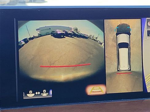 Used 2016 Lexus LX 570 4WD w/ Luxury Package image 18