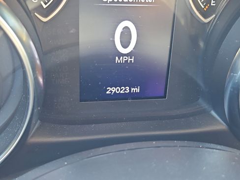 Used 2022 Jeep Gladiator Willys image 13