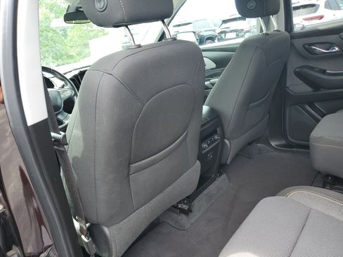 Used 2020 Chevrolet Traverse LT FWD image 15