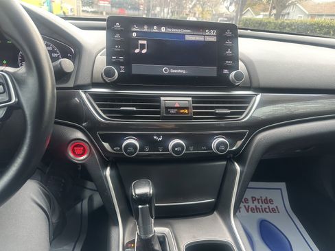 Used 2019 Honda Accord Sport image 13
