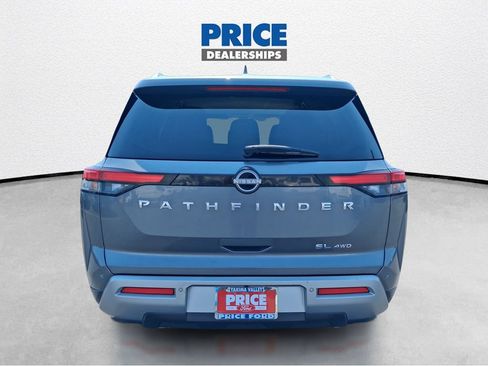 Used 2023 Nissan Pathfinder SL AWD/4WD image 7