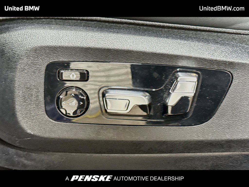 Certified 2025 BMW XM AWD/4WD image 11