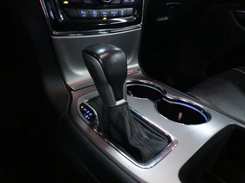 Used 2021 Jeep Grand Cherokee Limited image 20