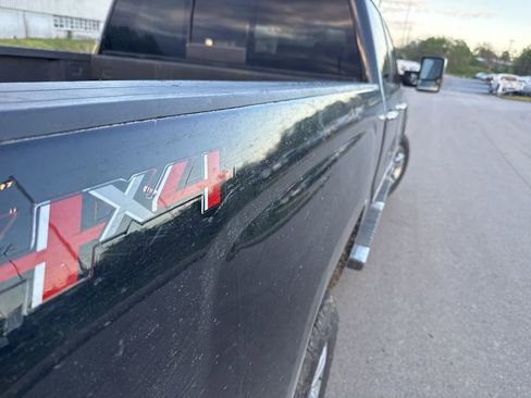 Used 2018 Chevrolet Silverado 2500 High Country w/ Duramax Plus Package AWD/4WD image 15