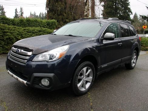 Used 2014 Subaru Outback 2.5i Limited image 1