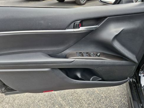 Used 2024 Toyota Camry SE FWD image 14