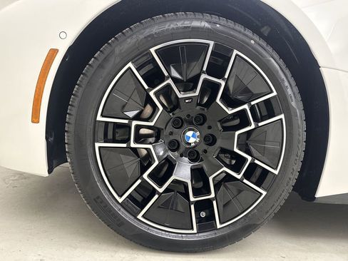 New 2026 BMW 430i xDrive w/ M Sport Package image 11