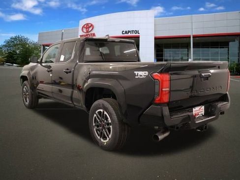 New 2025 Toyota Tacoma TRD Sport image 4