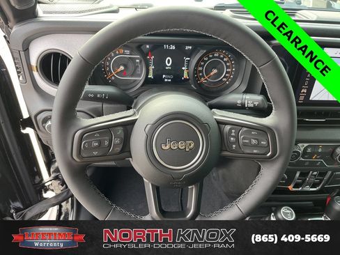 New 2025 Jeep Gladiator Sport AWD/4WD image 7