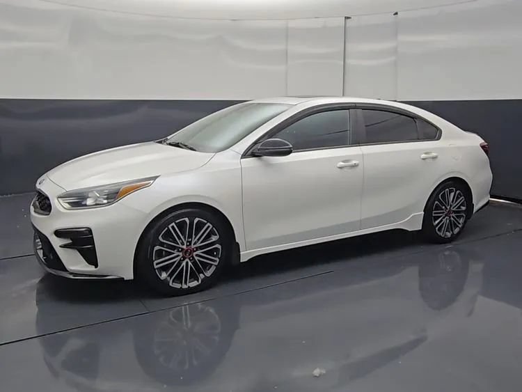 Used 2021 Kia Forte GT w/ GT2 Package FWD image 3