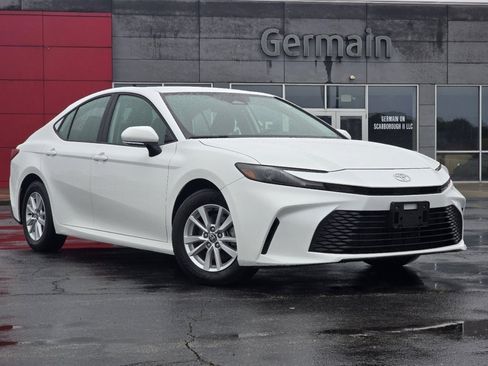 Certified 2025 Toyota Camry LE FWD image 2