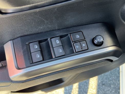 Used 2023 Toyota Tacoma SR5 image 15