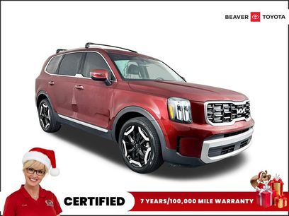 Used 2023 Kia Telluride S w/ S Sunroof Package