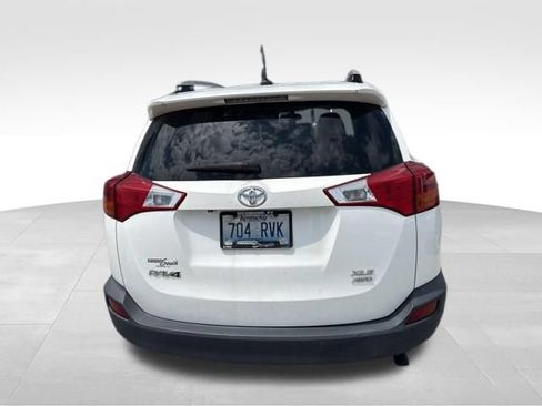 Used 2014 Toyota RAV4 XLE AWD/4WD image 5