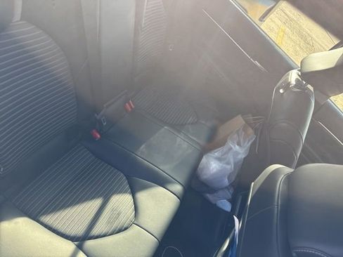 Used 2020 Toyota Camry SE image 12