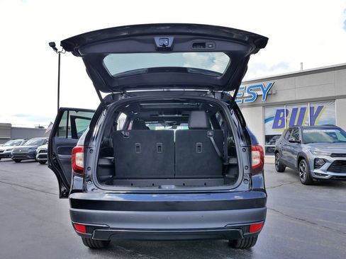 Used 2022 Honda Pilot Black Edition image 17