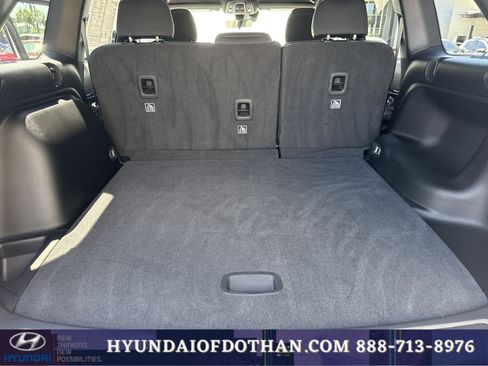 Used 2025 Jeep Grand Cherokee Laredo RWD image 13