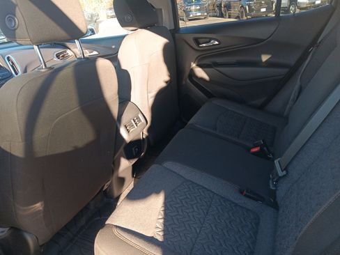 Certified 2023 Chevrolet Equinox LT w/ LPO, Floor Liner Package image 11