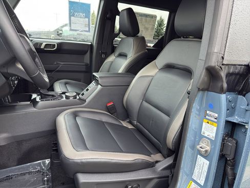 New 2025 Ford Bronco Outer Banks image 16