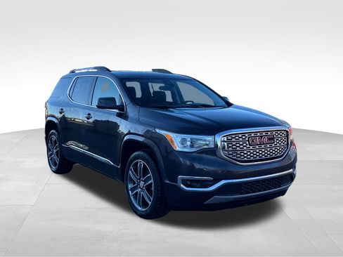 Used 2019 GMC Acadia Denali w/ Technology Package image 1