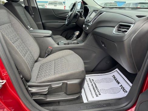 Used 2023 Chevrolet Equinox LT image 18