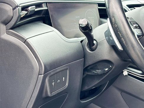 Used 2022 Hyundai Santa Cruz SEL Premium image 10