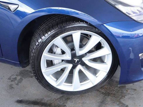 Used 2020 Tesla Model 3 Long Range AWD/4WD image 3