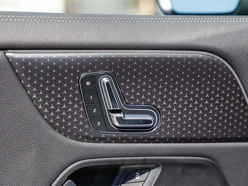 New 2025 Mercedes-Benz GLA 250 image 21