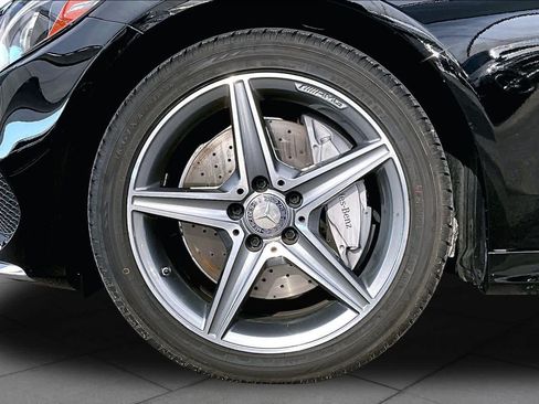 Used 2015 Mercedes-Benz C 300 4MATIC Sedan image 11