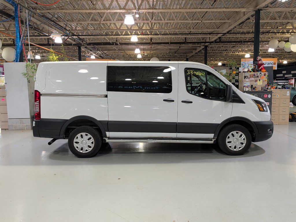 Used 2025 Ford Transit 250 Low Roof w/ Exterior Upgrade Package RWD image 8