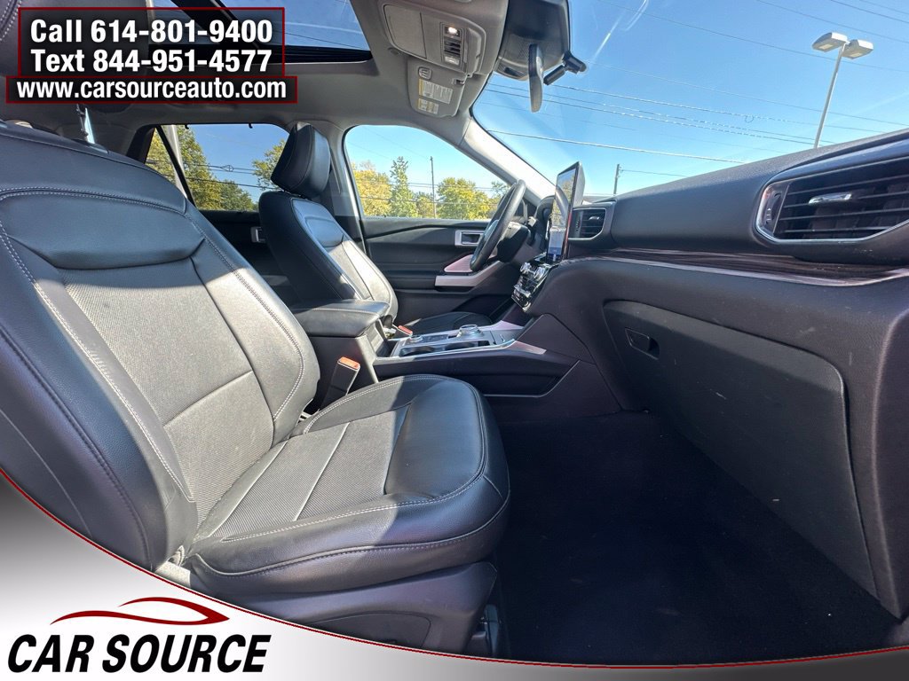 Used 2024 Ford Explorer Limited w/ Limited Technology Package AWD/4WD image 31