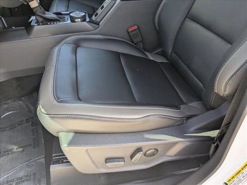 New 2025 Ford Bronco Outer Banks image 4