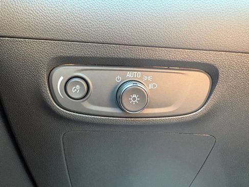 Used 2025 Buick Encore GX Sport Touring w/ Comfort Package FWD image 18