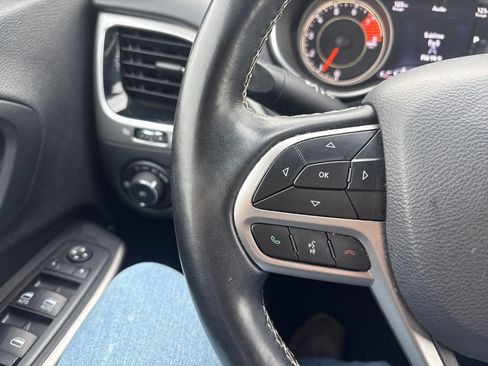 Used 2021 Jeep Cherokee Latitude Lux 80th Anniv w/ Quick Order Package 26U 80TH image 25