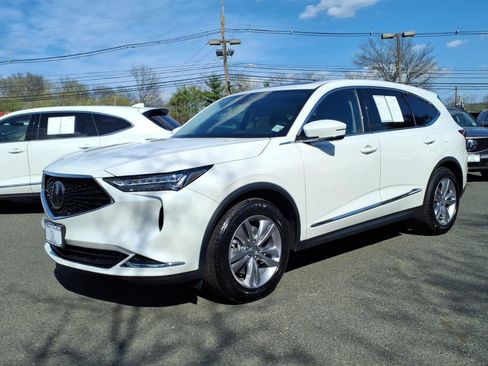 Certified 2024 Acura MDX SH-AWD image 3