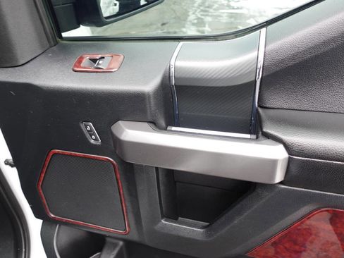 Used 2019 Ford F150 XLT w/ Equipment Group 302A Luxury image 35