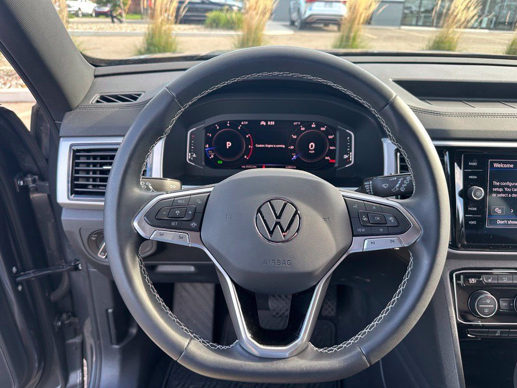 Certified 2023 Volkswagen Atlas Cross Sport SE FWD image 20
