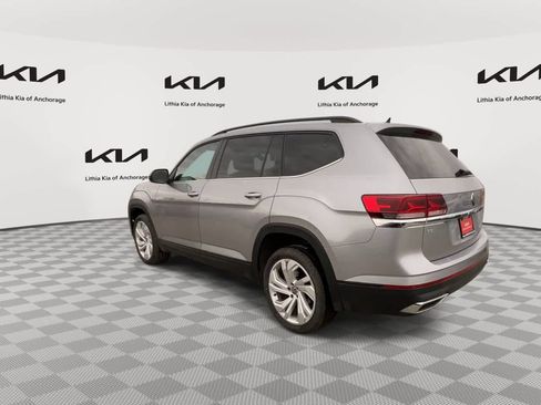 Used 2023 Volkswagen Atlas SE AWD/4WD image 7