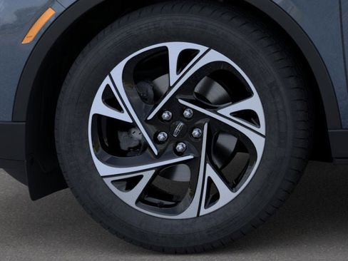 New 2025 Lincoln Nautilus Premier w/ Jet Appearance Package image 19