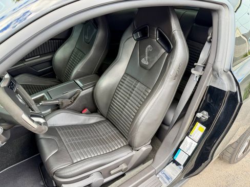 Used 2012 Ford Mustang Shelby GT500 w/ SVT Performance Pkg image 37