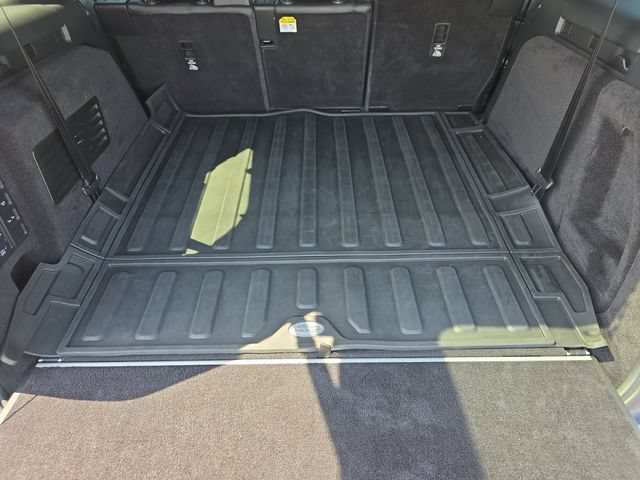 Used 2019 Land Rover Discovery HSE Luxury AWD/4WD image 36