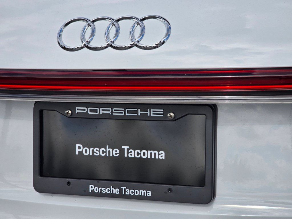 Used 2023 Audi Q4 e-tron Prestige AWD/4WD image 33